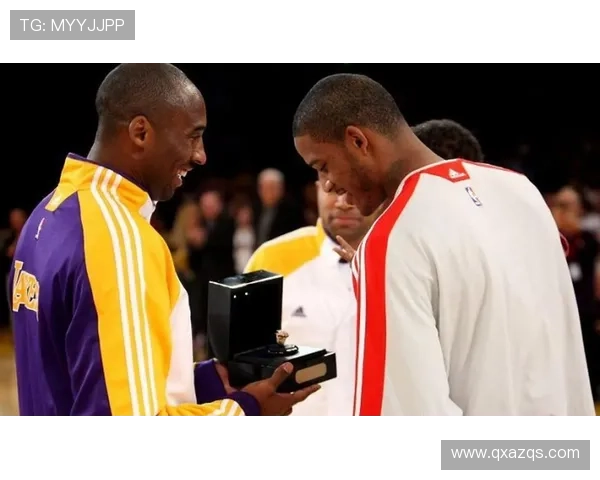 阿里扎谈科比与麦迪对决认为后者与鲨鱼搭档难以夺冠